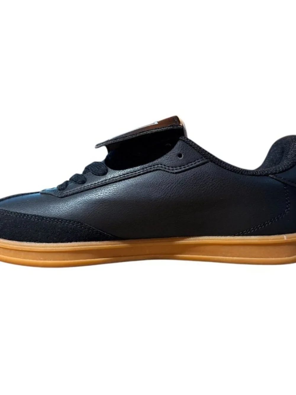 New W/out Box Umbro Sneakers Size 7 Black PU Upper Gum Sole
